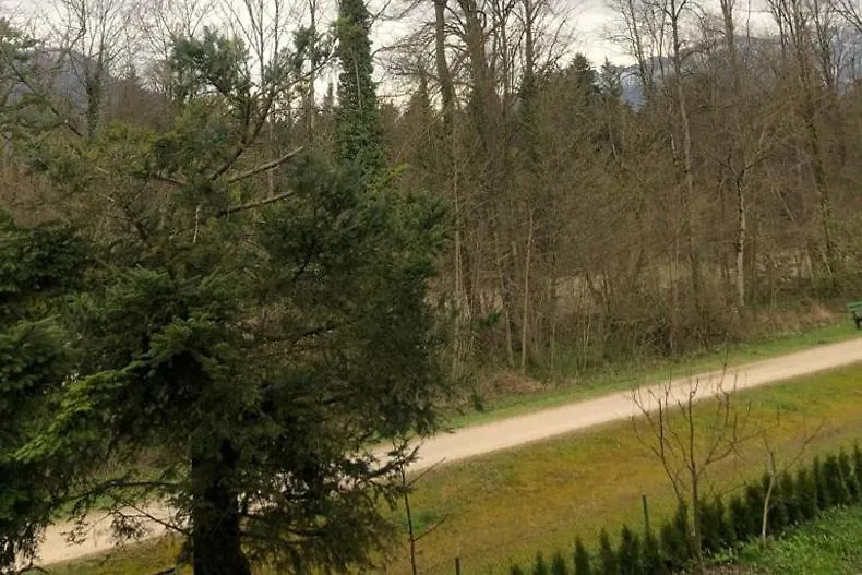 Daire Ferienwohnung Bullaku Piding